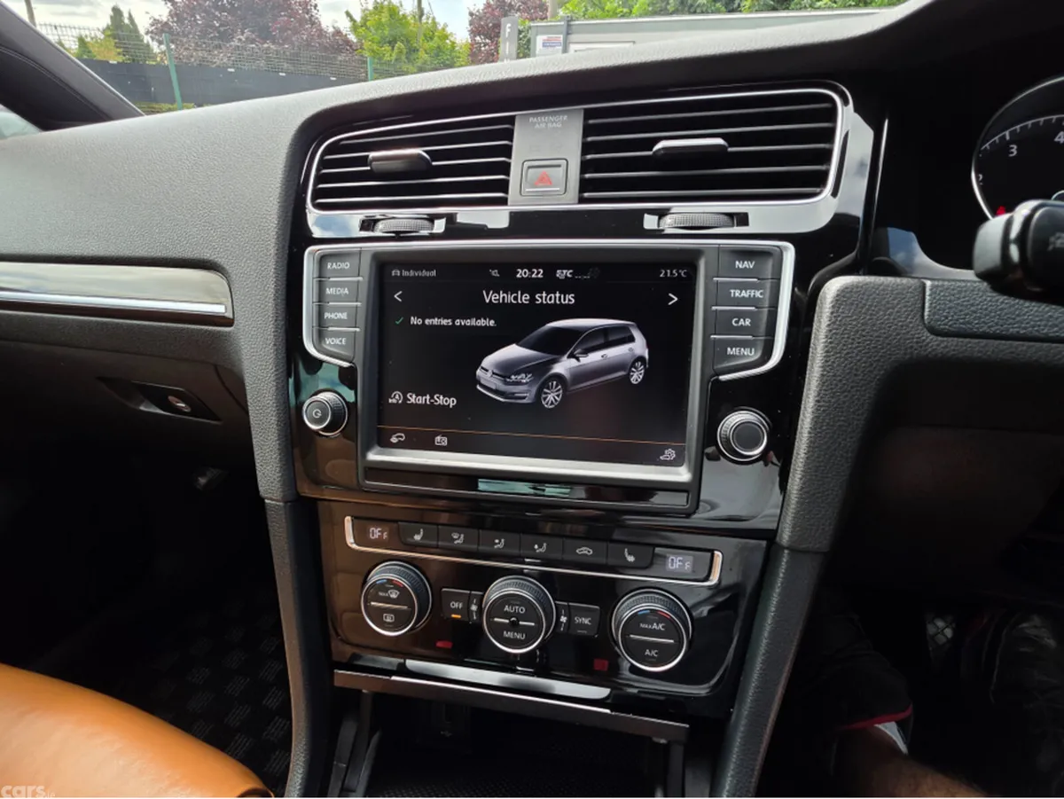 Volkswagen Golf Hatchback, Petrol, 2014, Grey