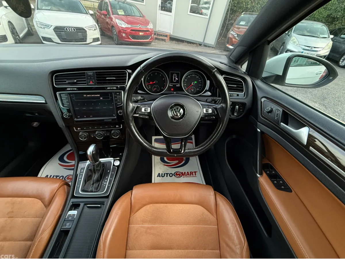 Volkswagen Golf Hatchback, Petrol, 2015, White