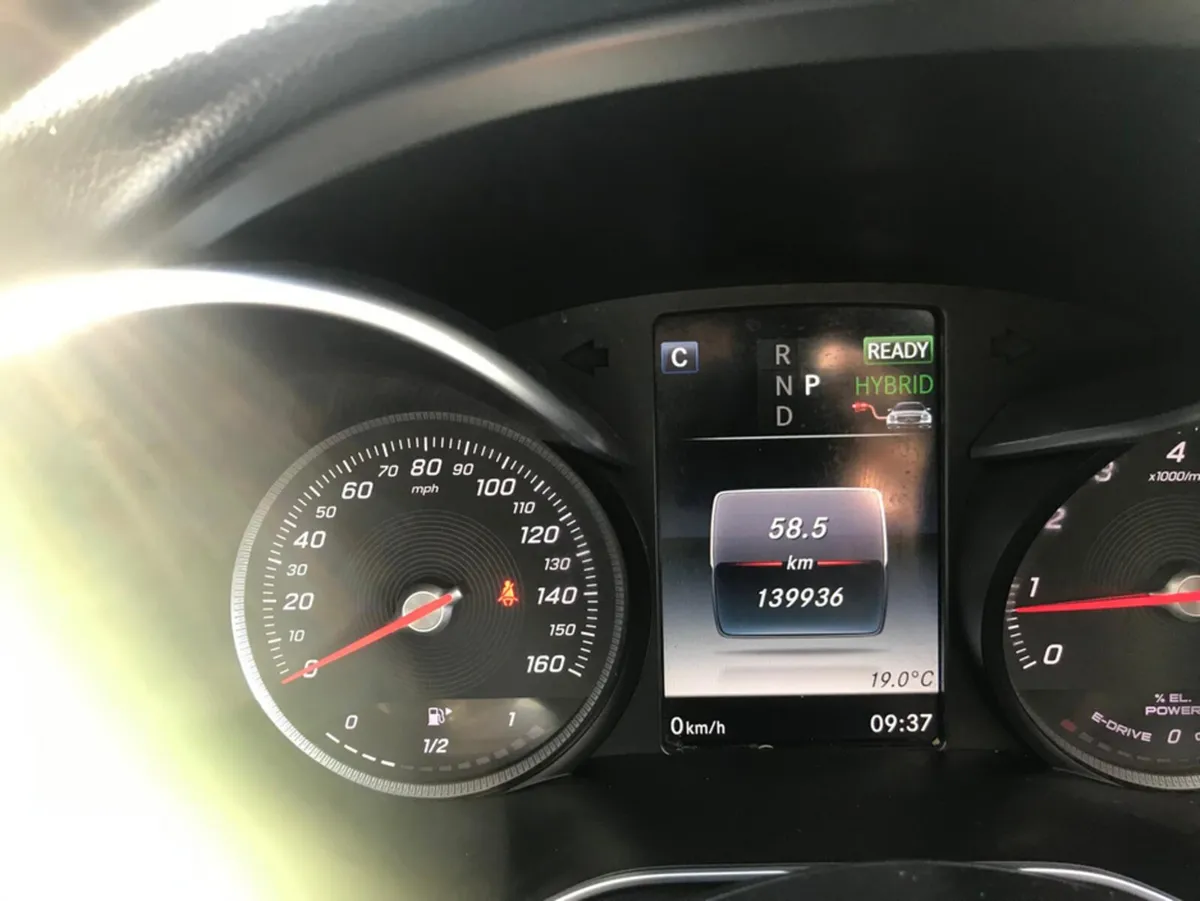Mercedes-Benz C-Class Saloon, Petrol Plug-in Hybrid, 2016, Black