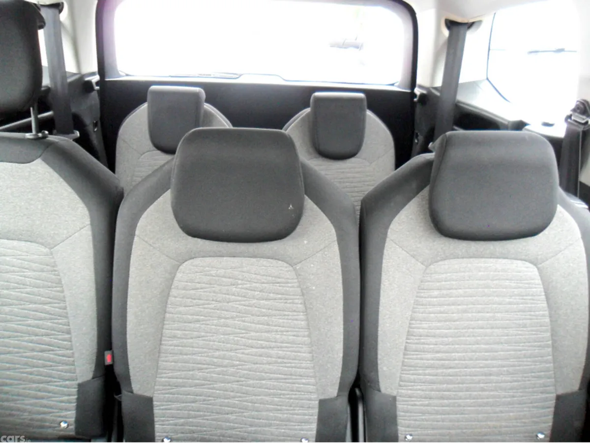 Citroen Grand C4 Picasso MPV, Diesel, 2015, White