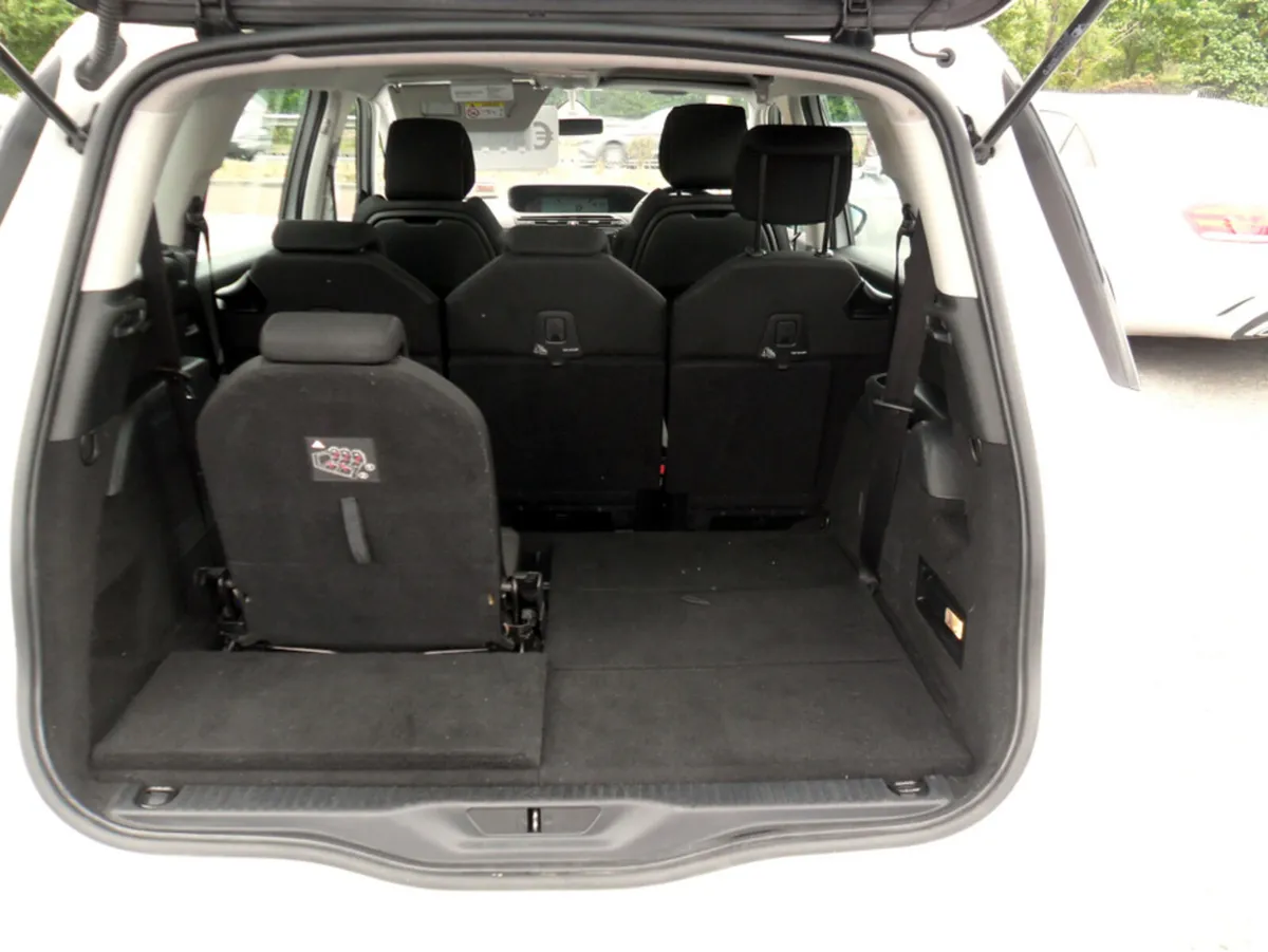 Citroen Grand C4 Picasso MPV, Diesel, 2015, White