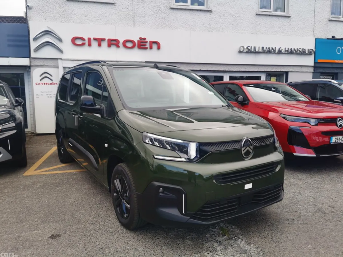 Citroen Berlingo Multispace MPV, Diesel, 2025, Green