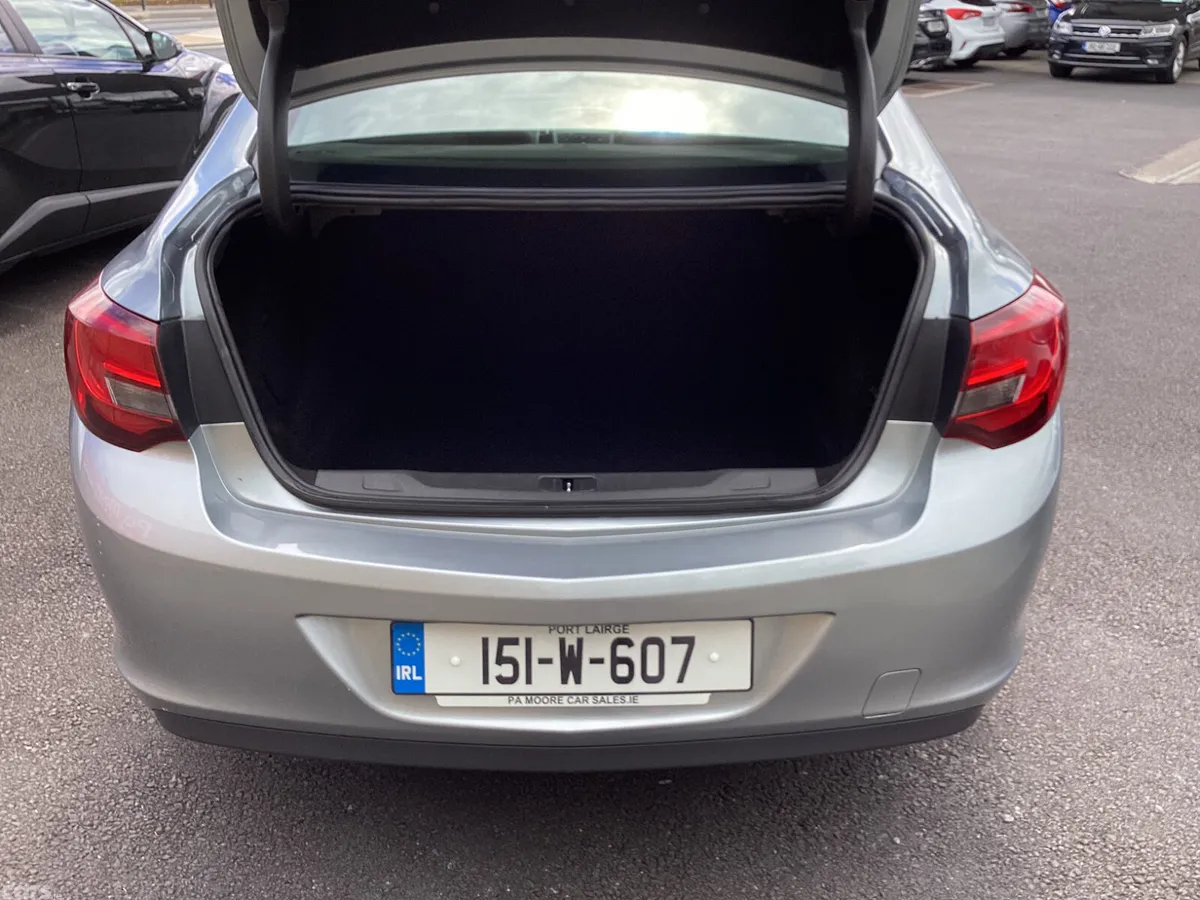 Opel Astra ** F.S.H, Clonmel