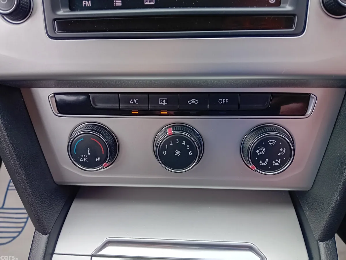 Volkswagen Passat Estate, Diesel, 2017, White
