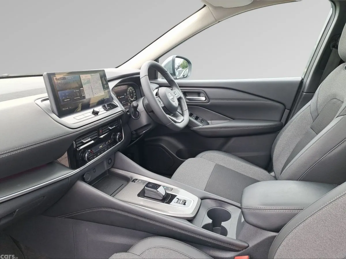 Nissan Qashqai SUV, Petrol Hybrid, 2025, Grey