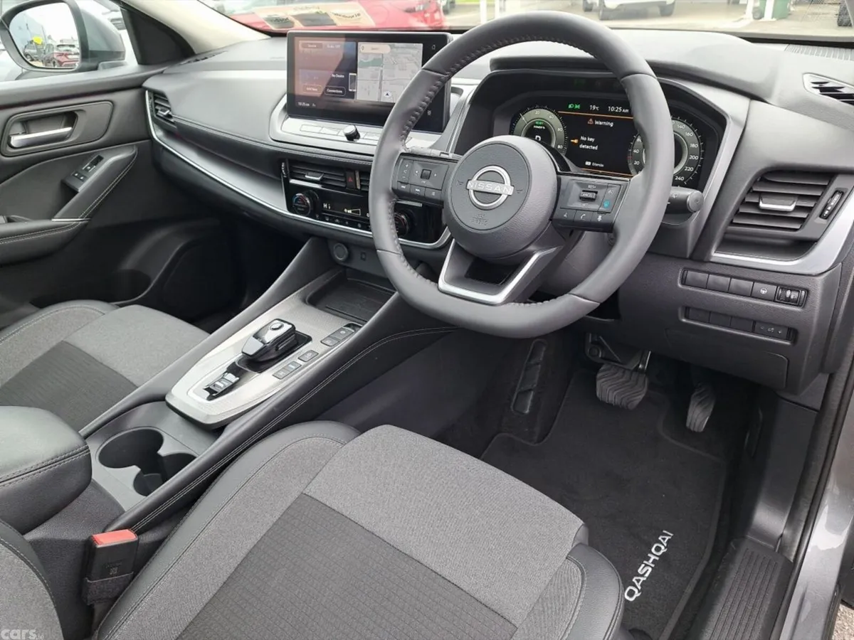 Nissan Qashqai SUV, Petrol Hybrid, 2025, Grey