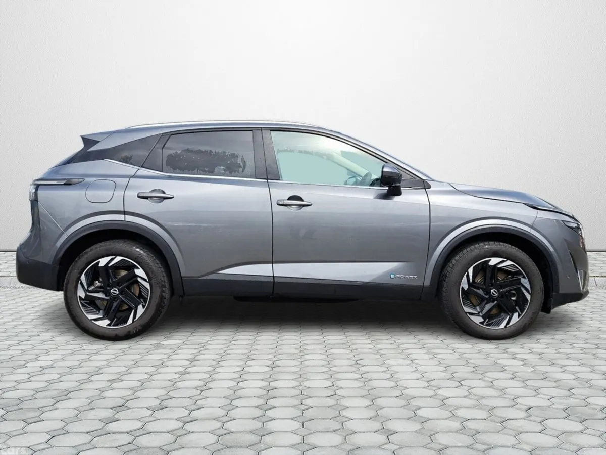 Nissan Qashqai SUV, Petrol Hybrid, 2025, Grey
