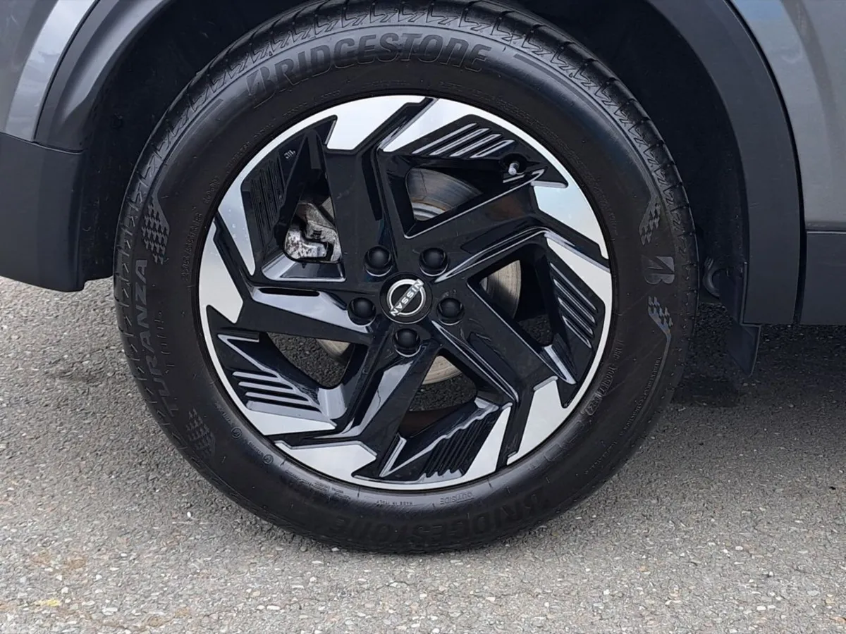 Nissan Qashqai SUV, Petrol Hybrid, 2025, Grey