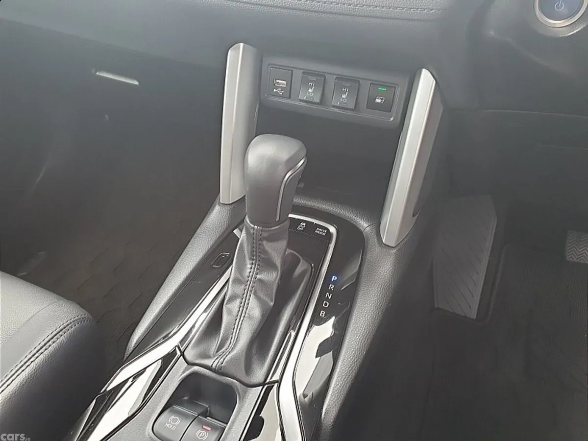 Toyota Corolla Cross SUV, Petrol Hybrid, 2022, Black