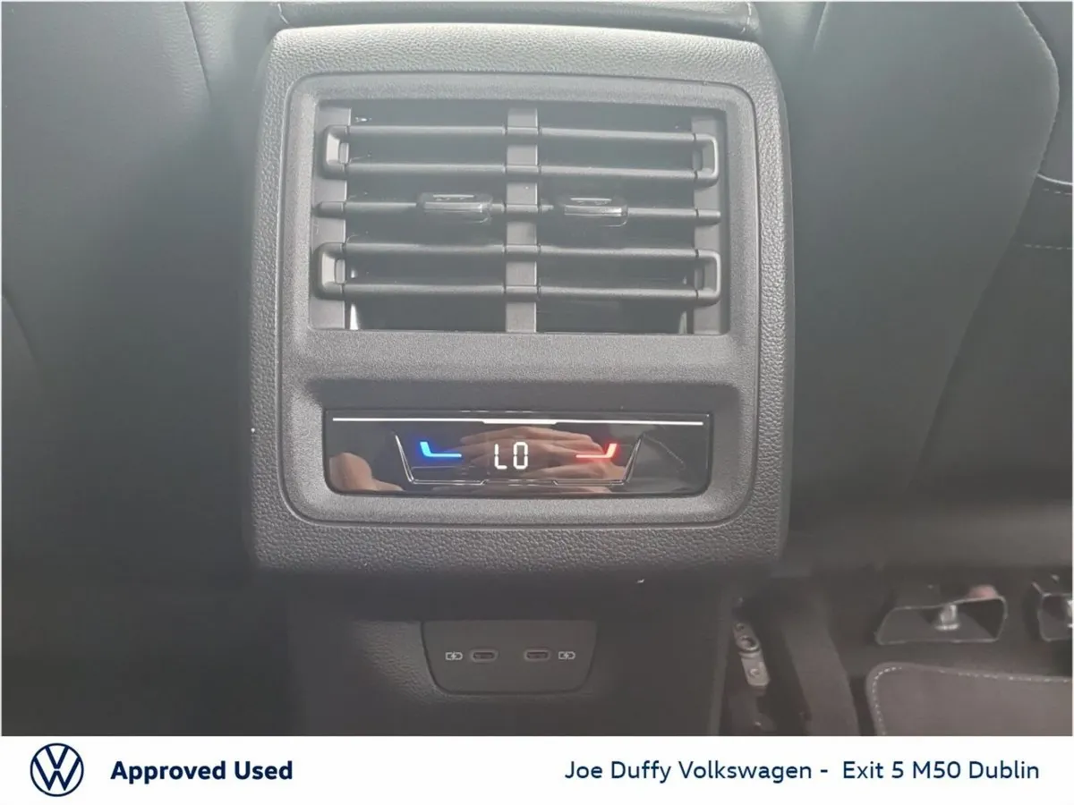 Volkswagen Golf Estate, Petrol Plug-in Hybrid, 2026, Blue