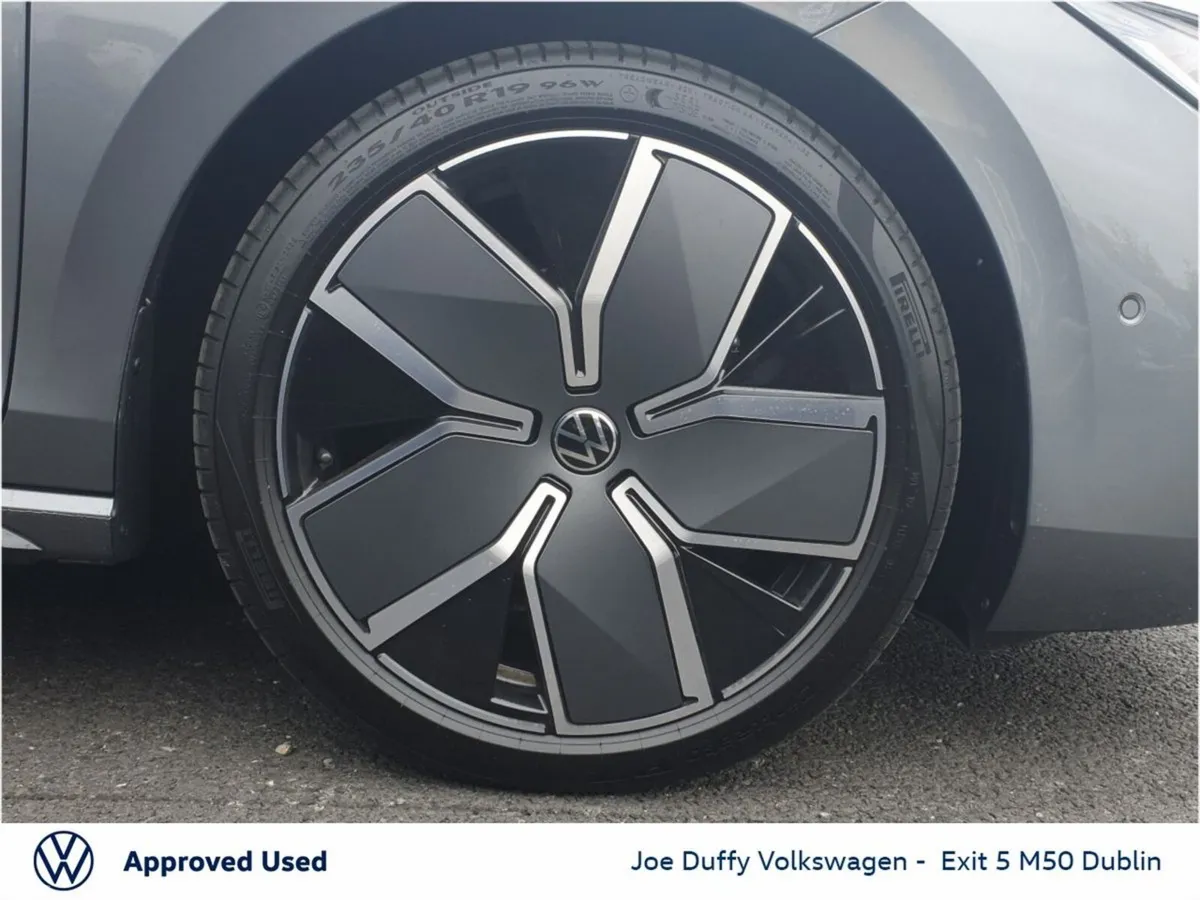 Volkswagen Passat Estate, Diesel, 2026, Grey