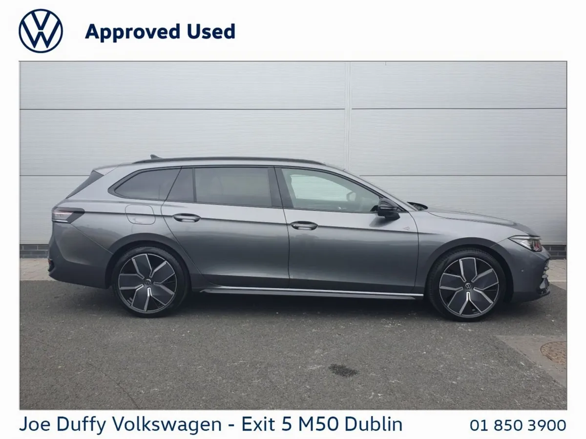Volkswagen Passat Estate, Diesel, 2026, Grey