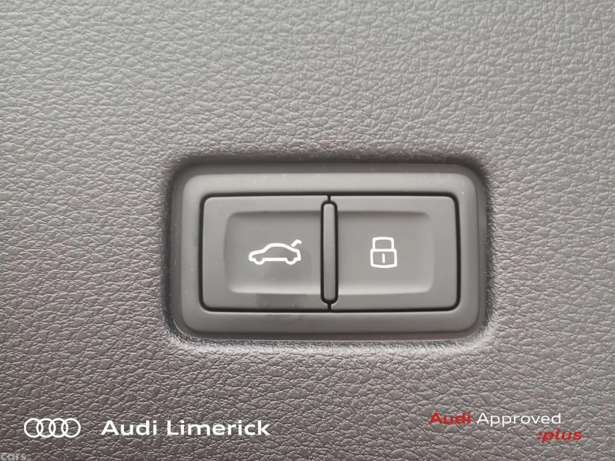 Audi Q8 SUV, Petrol Plug-in Hybrid, 2026, Blue