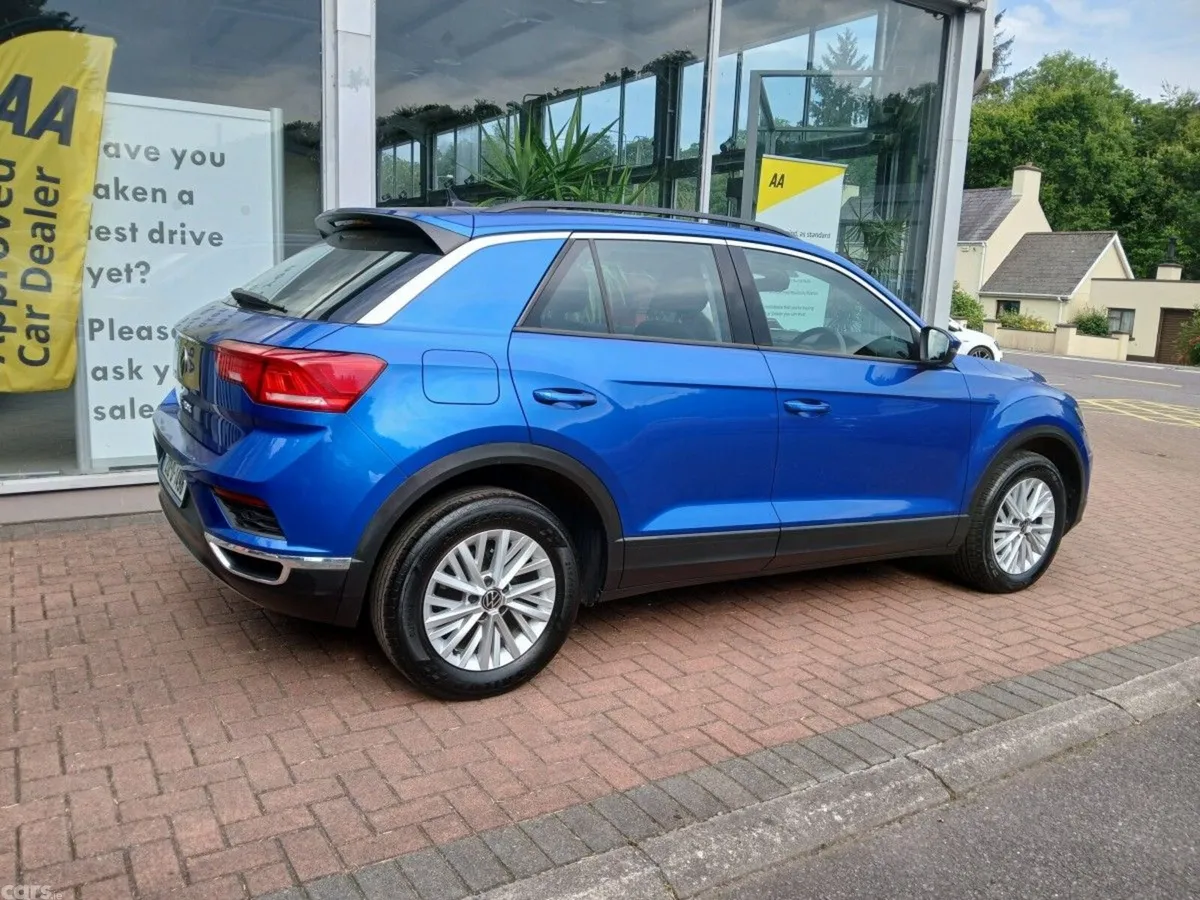 Volkswagen T-Roc SUV, Diesel, 2021, Blue
