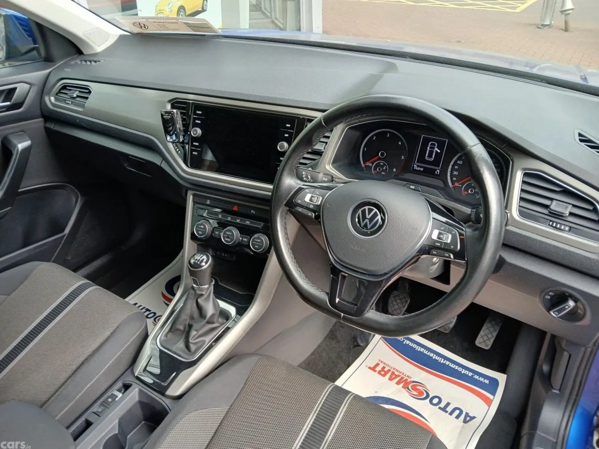 Volkswagen T-Roc SUV, Diesel, 2021, Blue