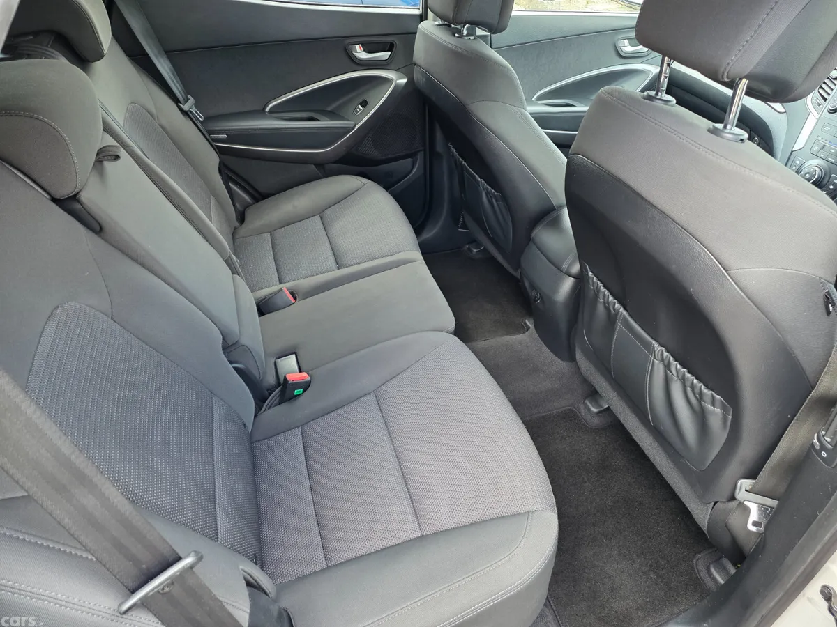 Hyundai Santa Fe SUV, Diesel, 2014, White