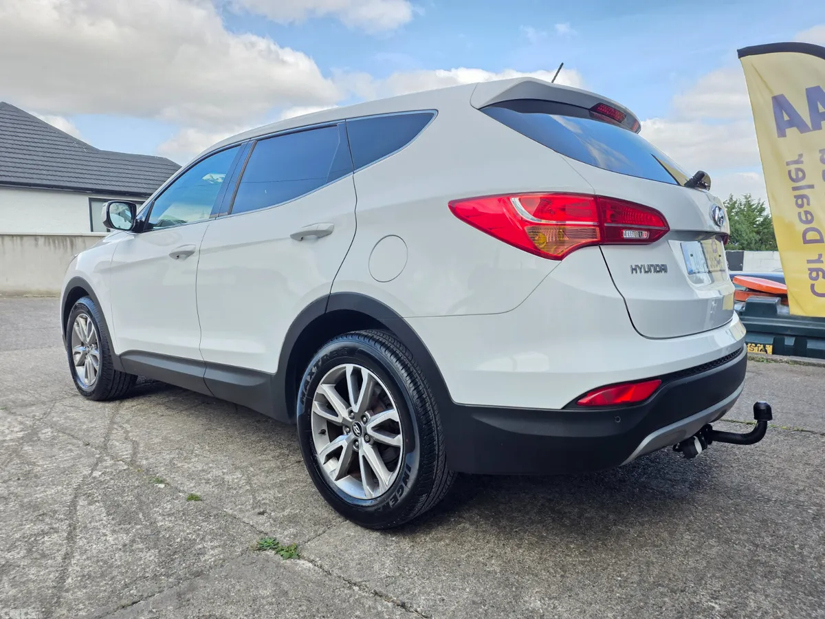 Hyundai Santa Fe SUV, Diesel, 2014, White