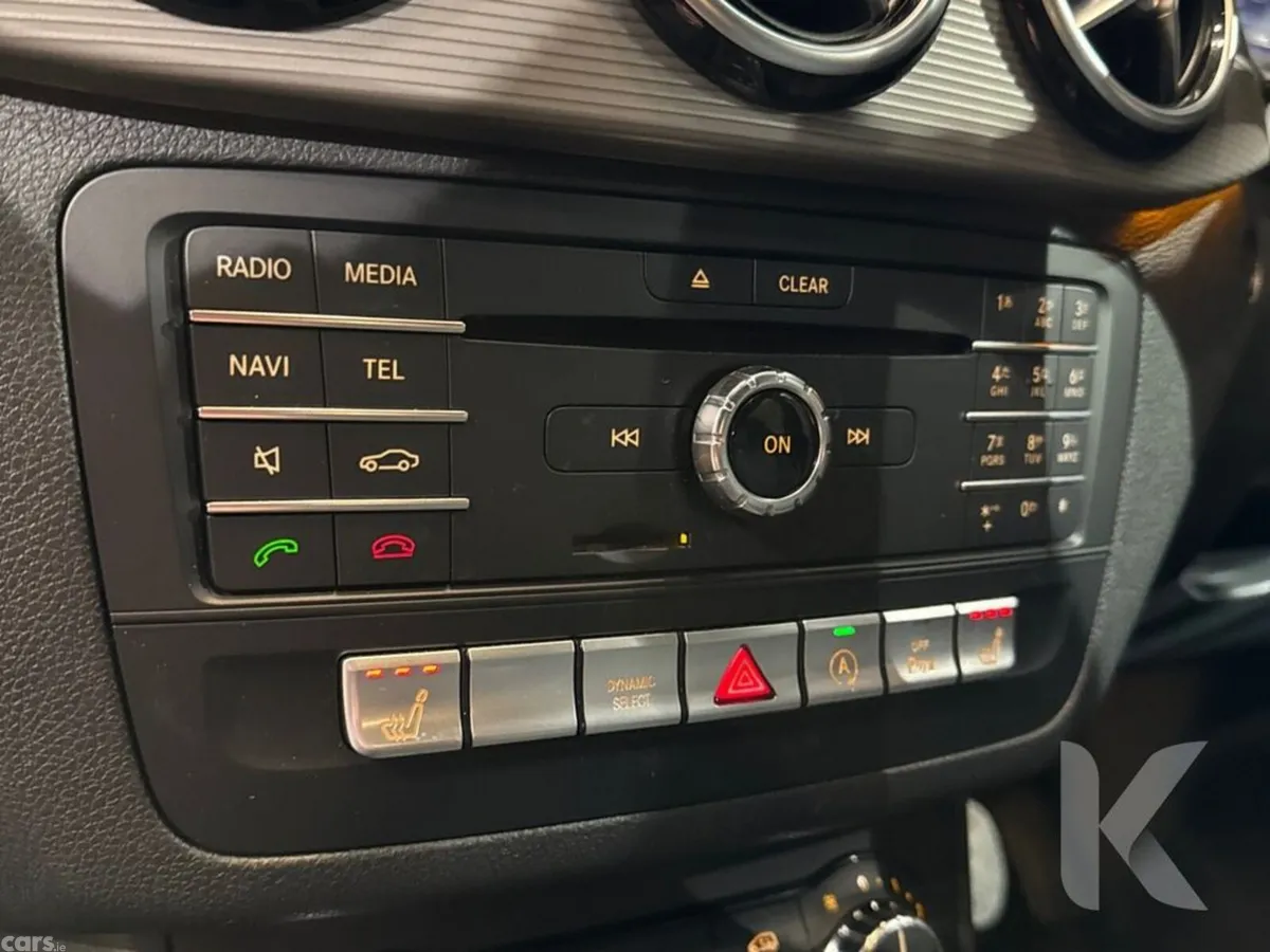 Mercedes-Benz B-Class Hatchback, Petrol, 2017, Red