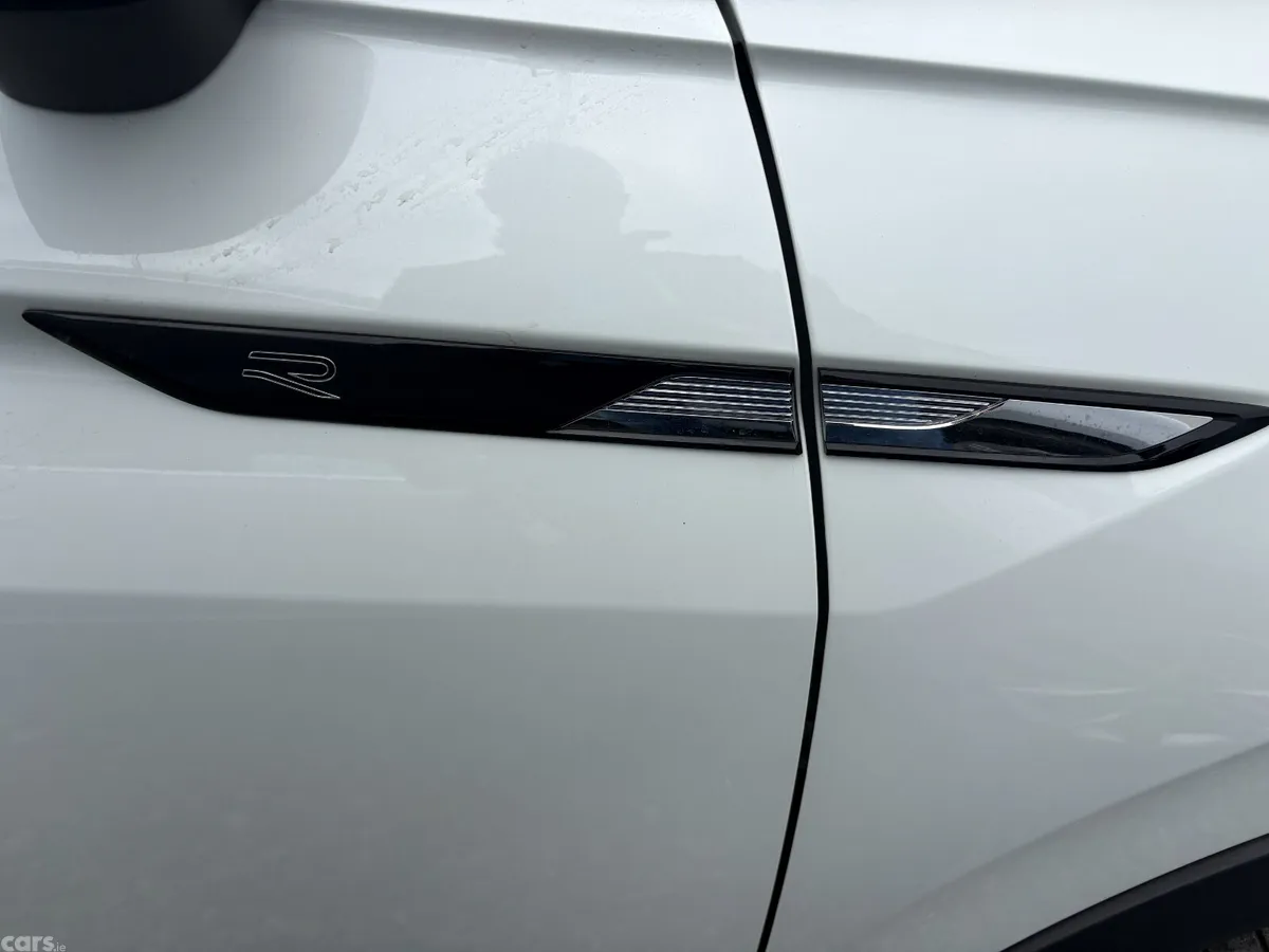Volkswagen Tiguan SUV, Petrol, 2023, White