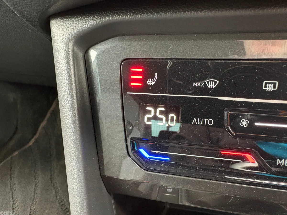 Volkswagen Tiguan SUV, Petrol, 2023, White