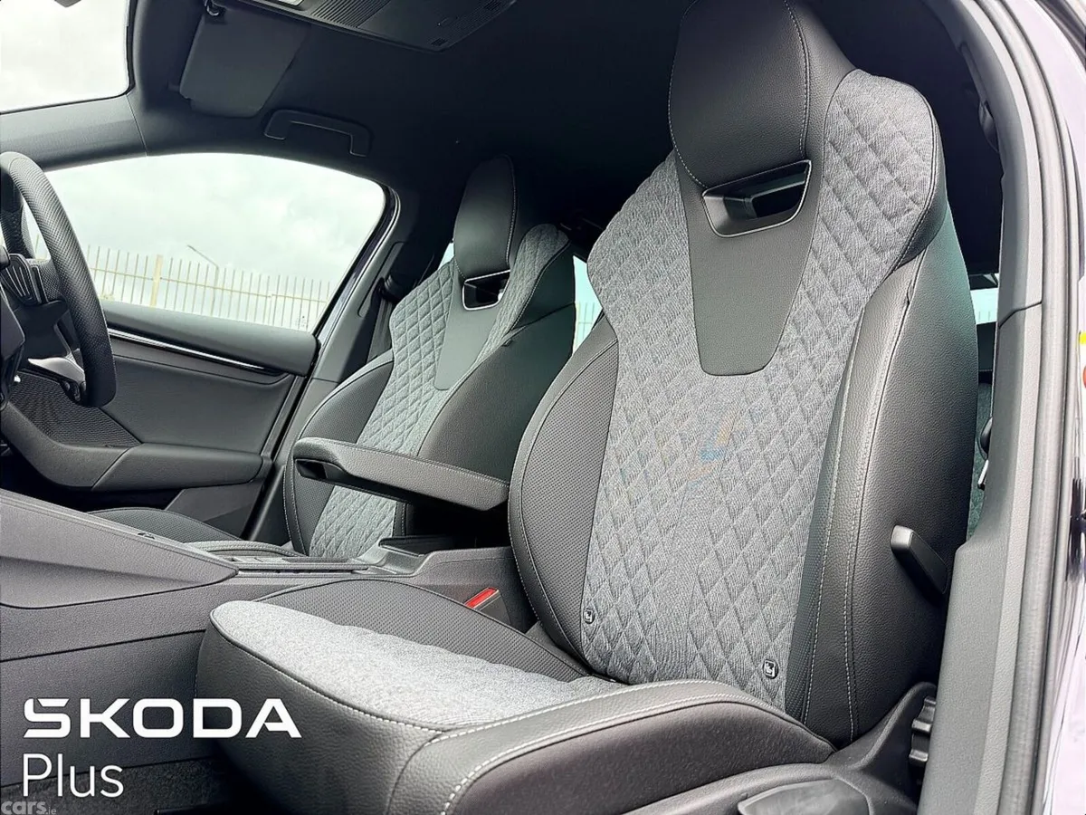 Skoda Octavia Saloon, Diesel, 2026, Purple