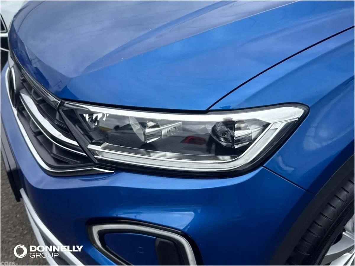 Volkswagen T-Roc Hatchback, Diesel, 2025, Blue