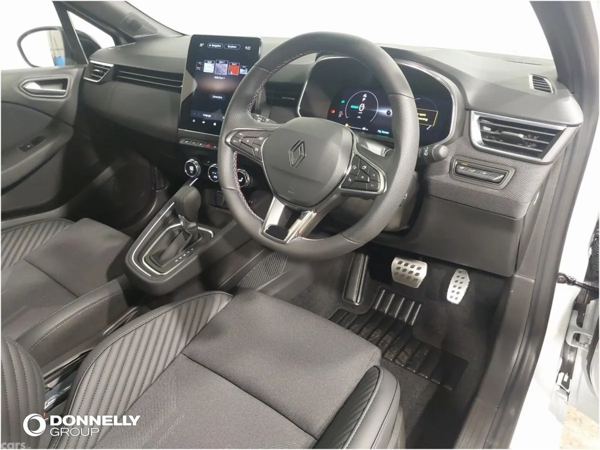 Renault Clio Hatchback, 2026, 