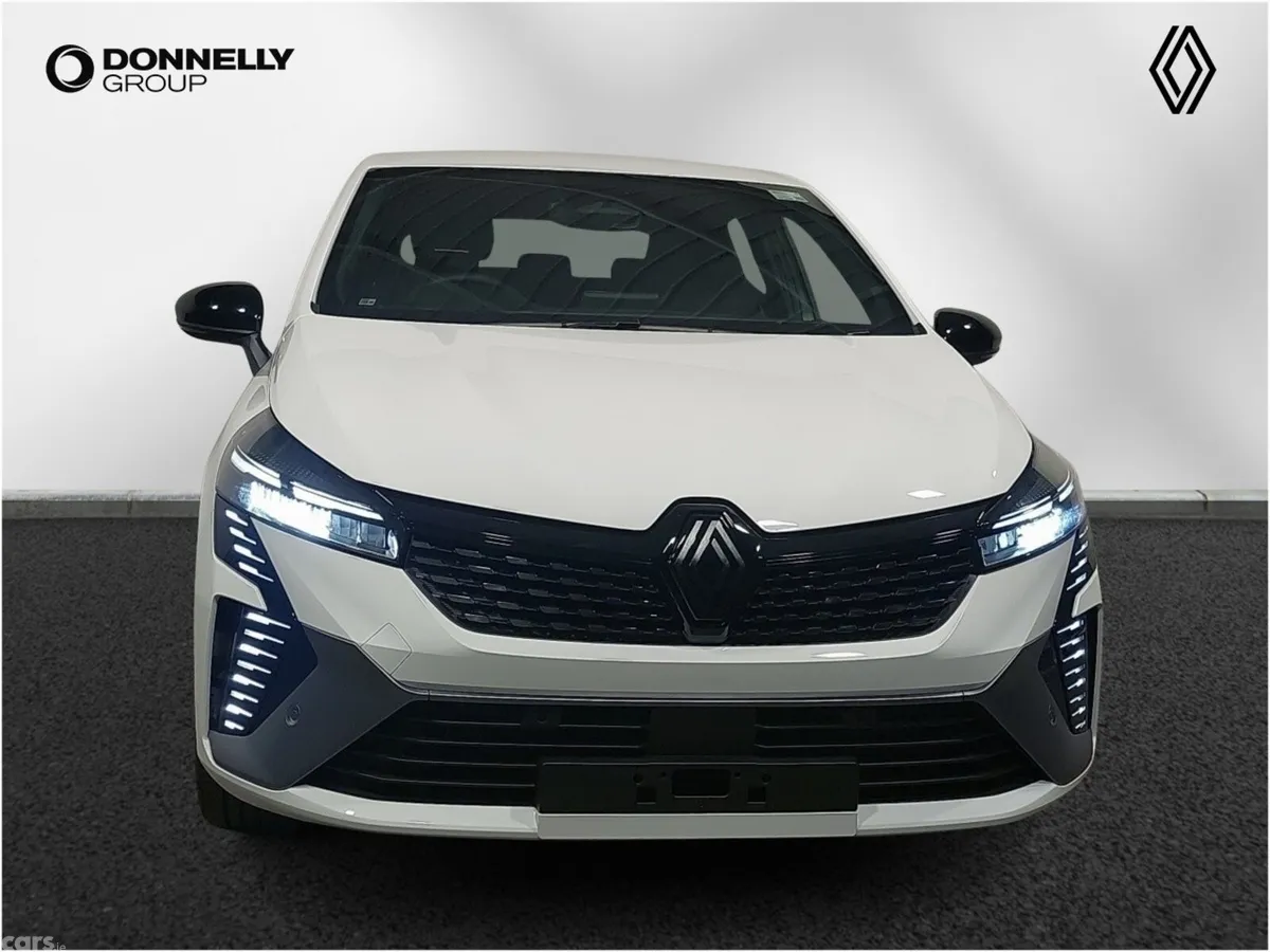 Renault Clio Hatchback, 2026, 