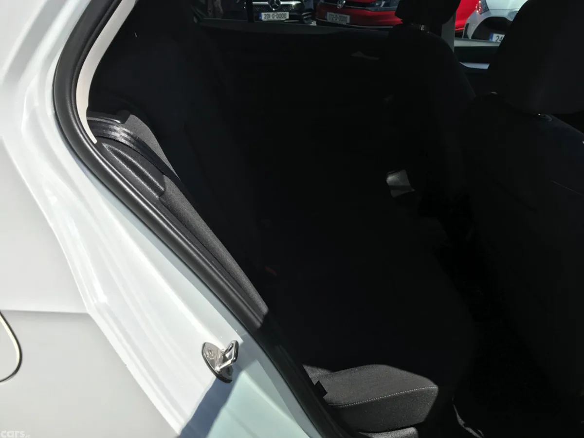 Volkswagen Golf Hatchback, Diesel, 2022, White