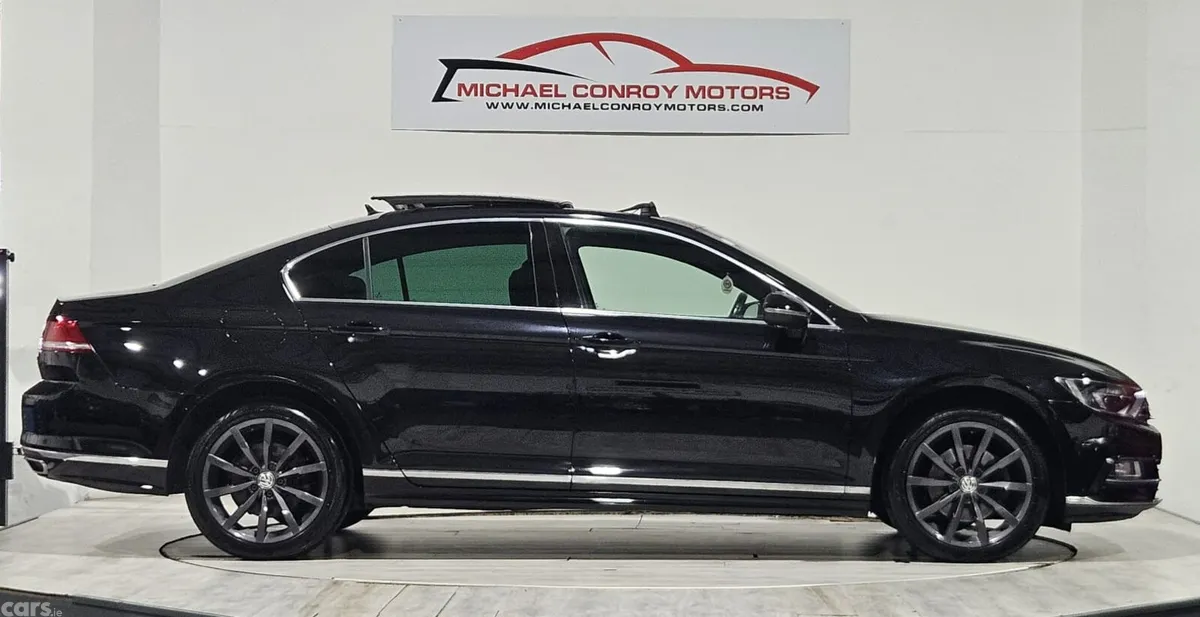 Volkswagen Passat Saloon, Diesel, 2017, Black