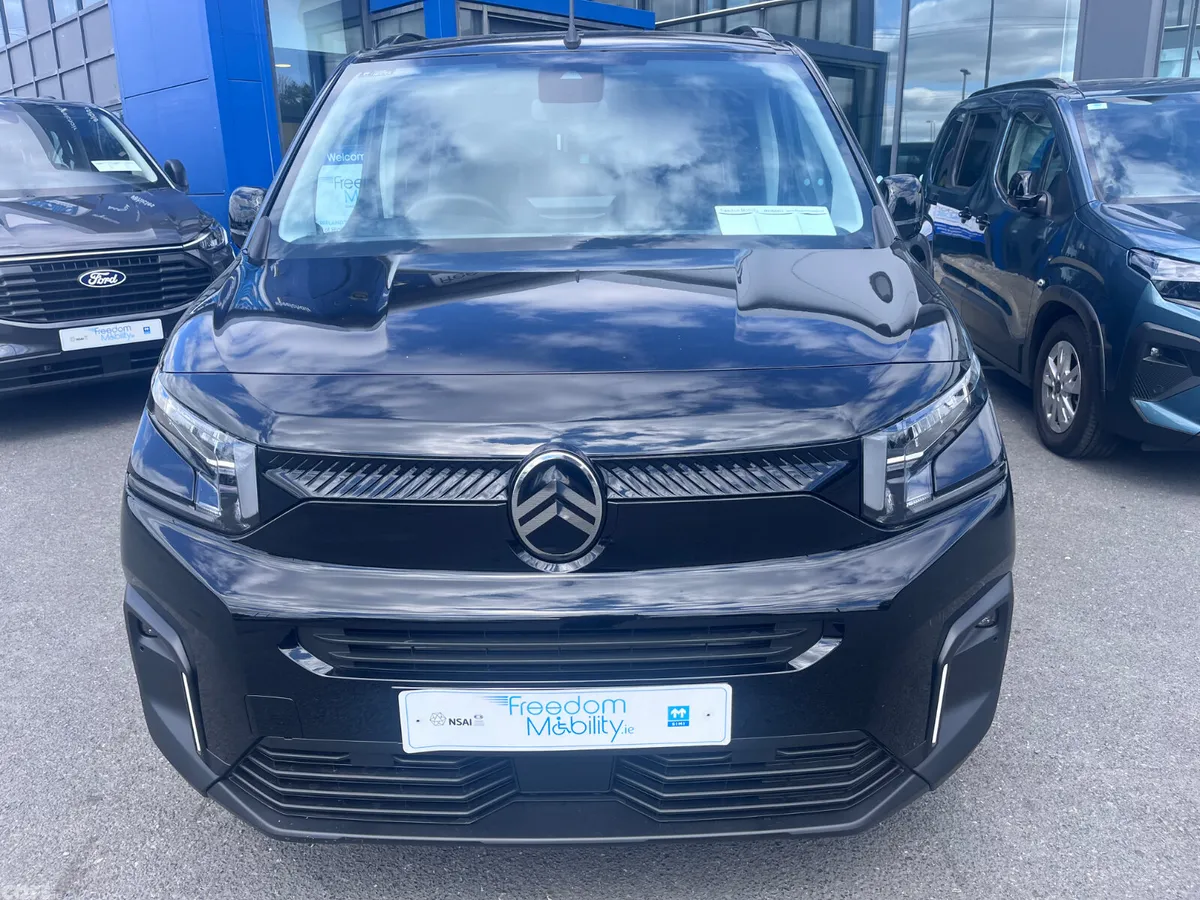 Citroen Berlingo Multispace MPV, Diesel, 2027, Black