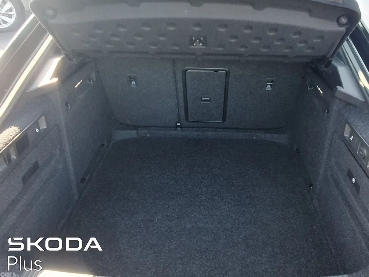 Skoda Superb Saloon, Diesel, 2023, Black