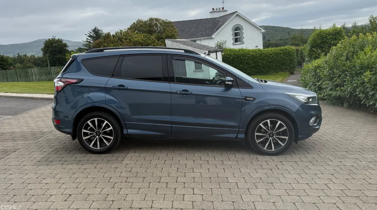 Ford Kuga SUV, Diesel, 2019, Blue