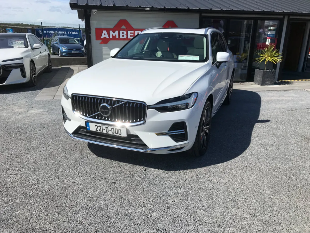 Volvo XC60 SUV, Petrol Plug-in Hybrid, 2022, White