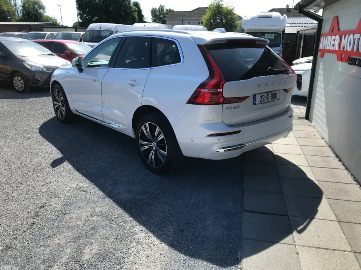 Volvo XC60 SUV, Petrol Plug-in Hybrid, 2022, White