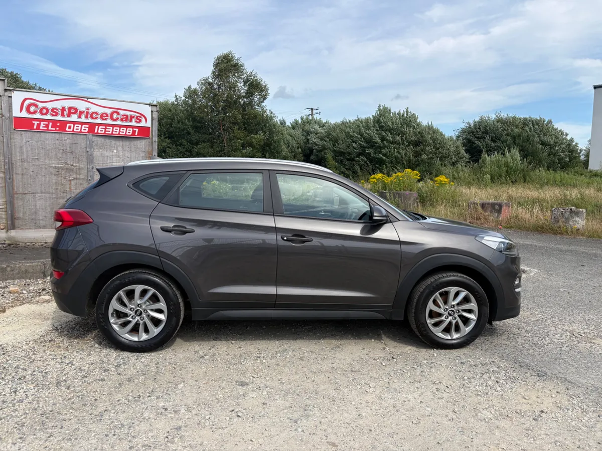 Hyundai Tucson SUV, Diesel, 2016, Grey