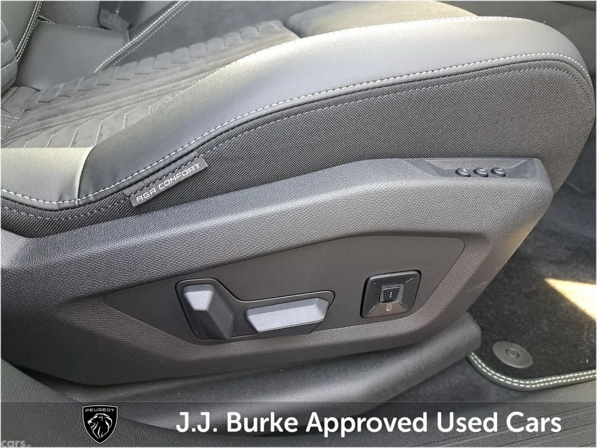 Peugeot 5008 SUV, Petrol Hybrid, 2026, Grey
