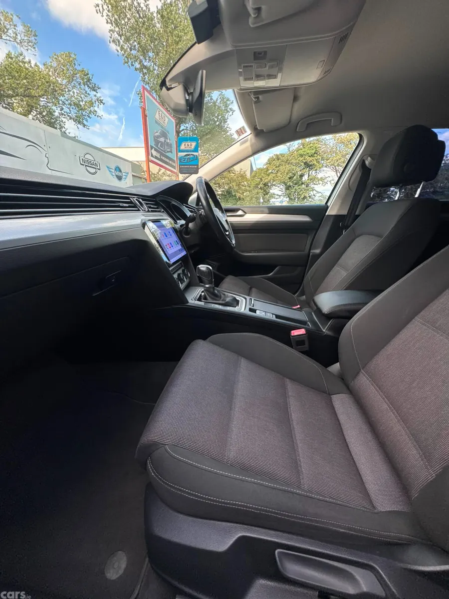 Volkswagen Passat Estate, Petrol, 2016, Grey
