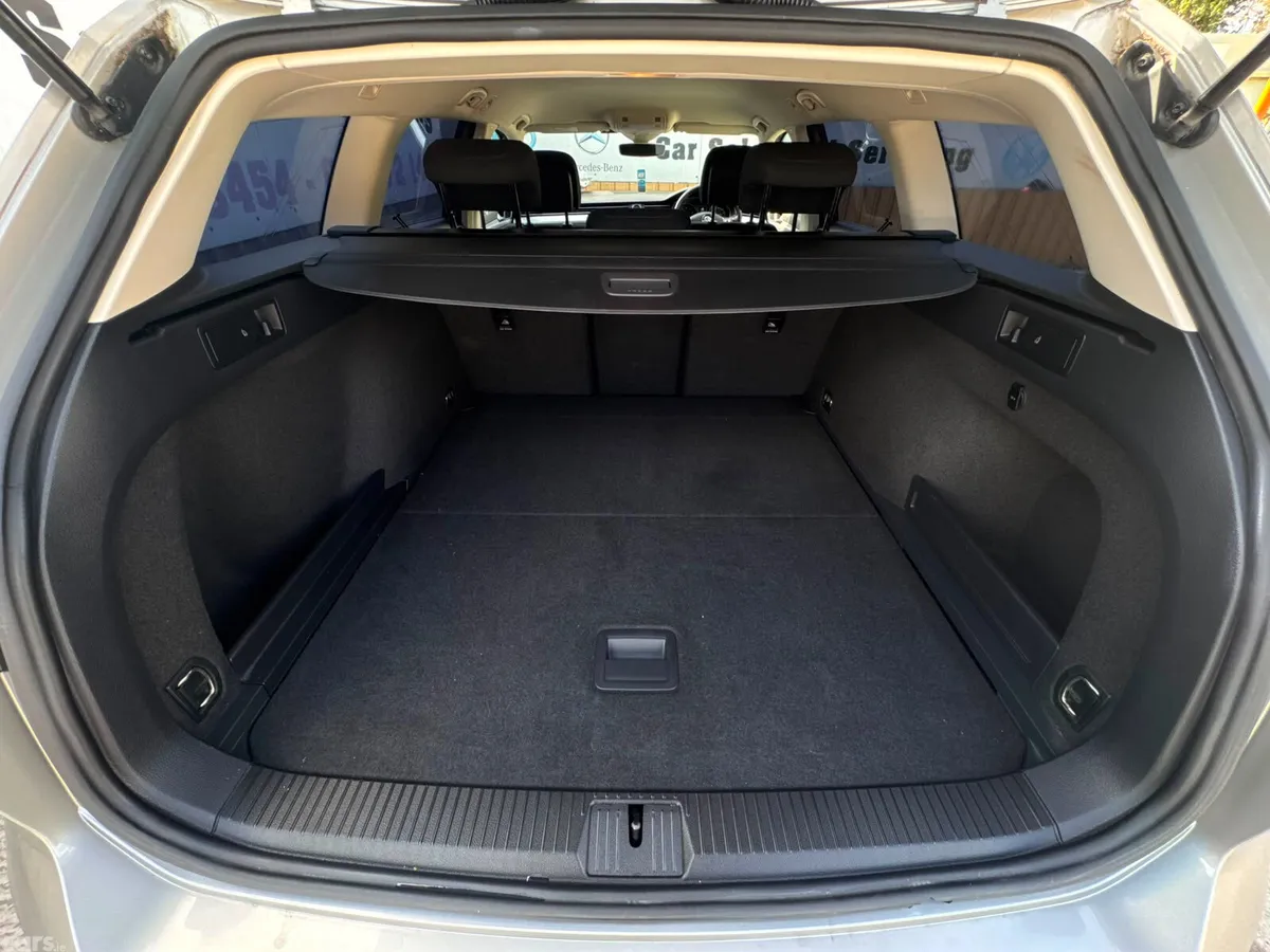 Volkswagen Passat Estate, Petrol, 2016, Grey