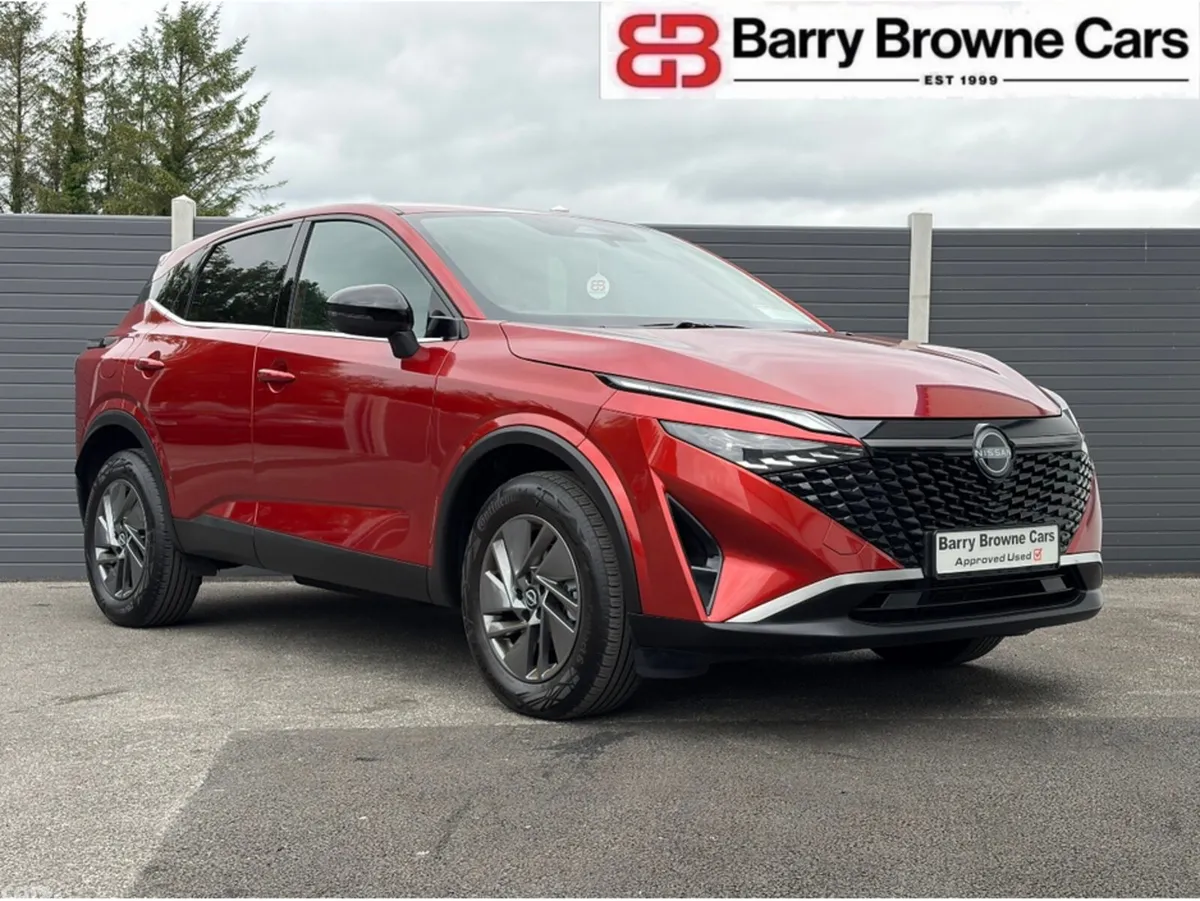 Nissan Qashqai SUV, Petrol Hybrid, 2025, Red