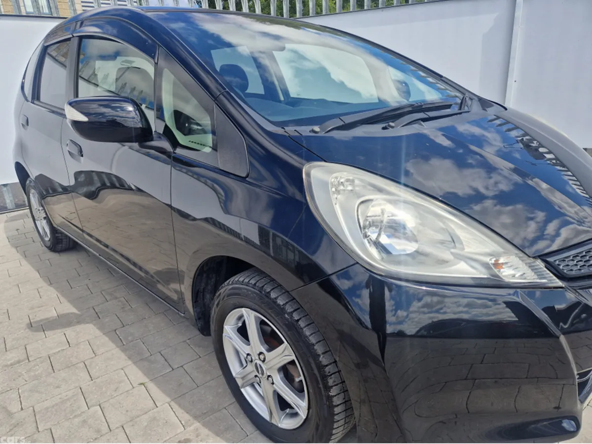 Honda Fit Hatchback, Petrol, 2013, Black