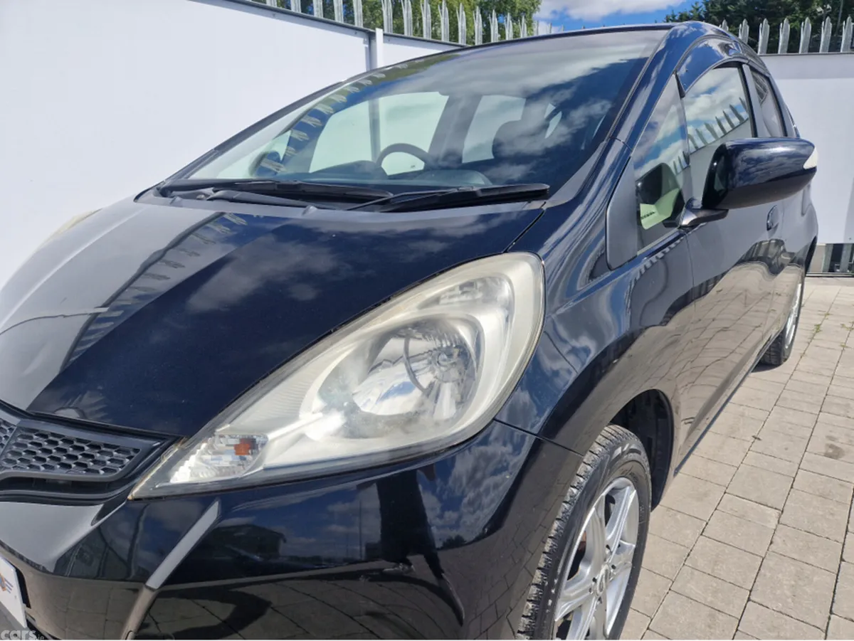 Honda Fit Hatchback, Petrol, 2013, Black