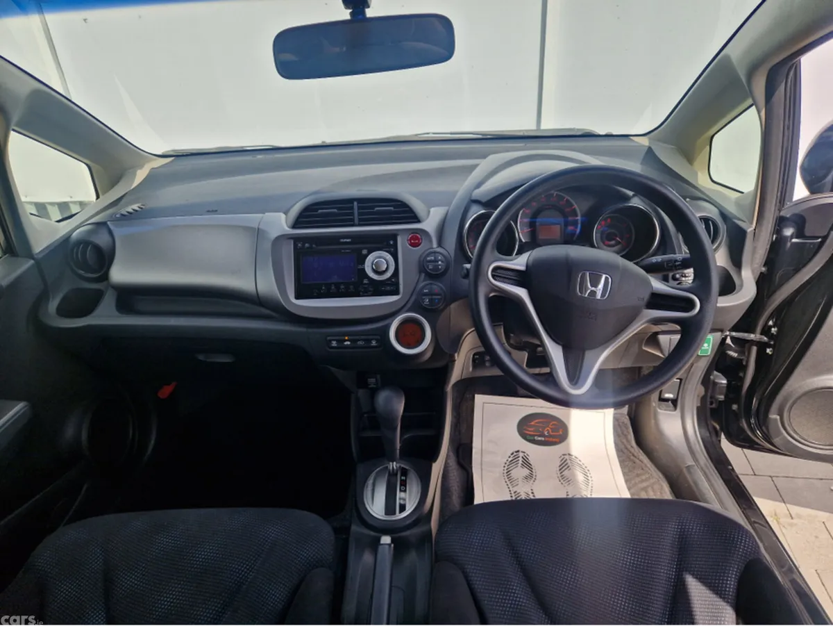 Honda Fit Hatchback, Petrol, 2013, Black