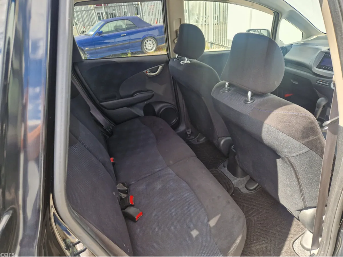 Honda Fit Hatchback, Petrol, 2013, Black