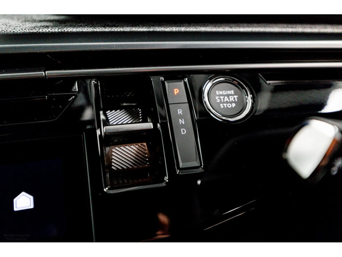 Peugeot 3008 SUV, Electric, 2026, White