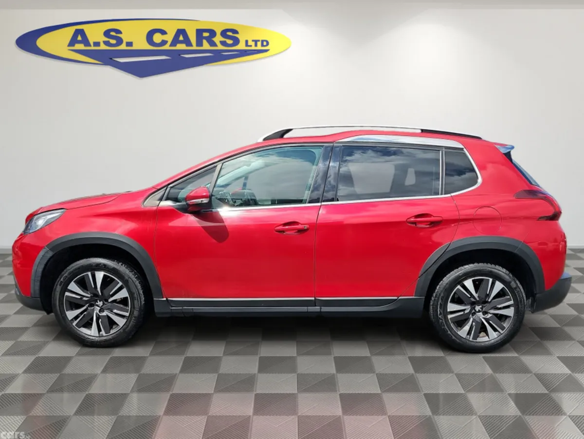 Peugeot 2008 Estate, Petrol, 2017, Red