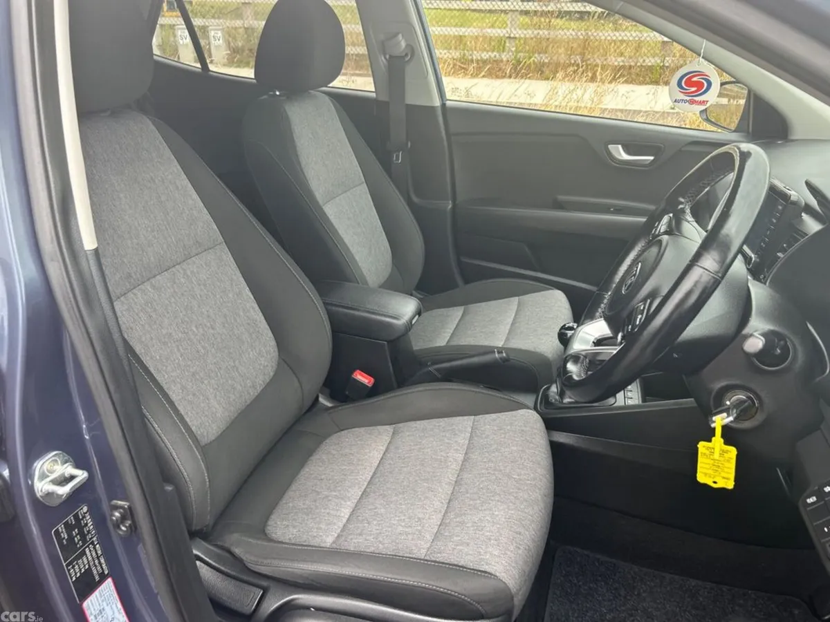 Kia Stonic Hatchback, Petrol, 2020, Blue