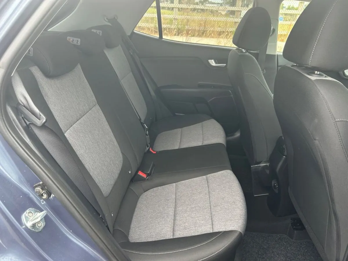 Kia Stonic Hatchback, Petrol, 2020, Blue