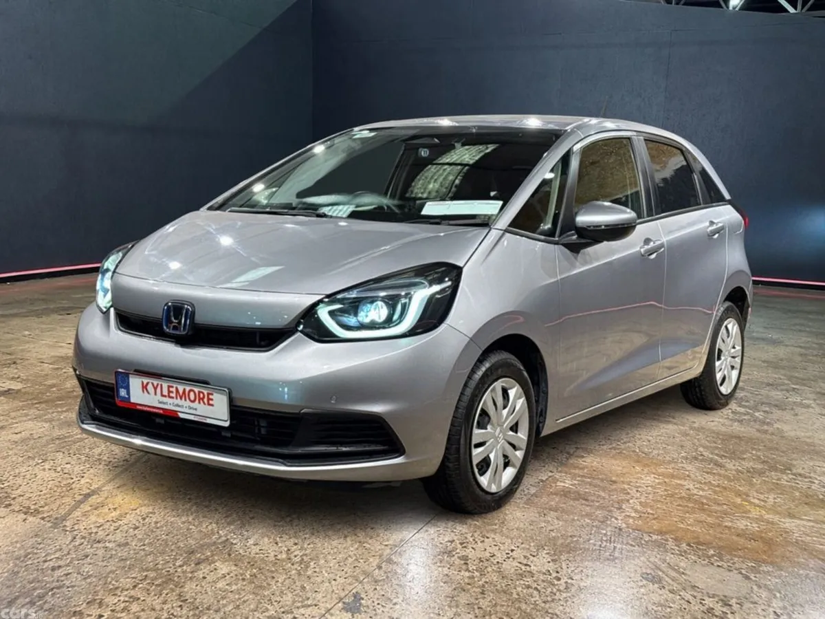 Honda Fit Hatchback, Petrol Hybrid, 2023, Silver