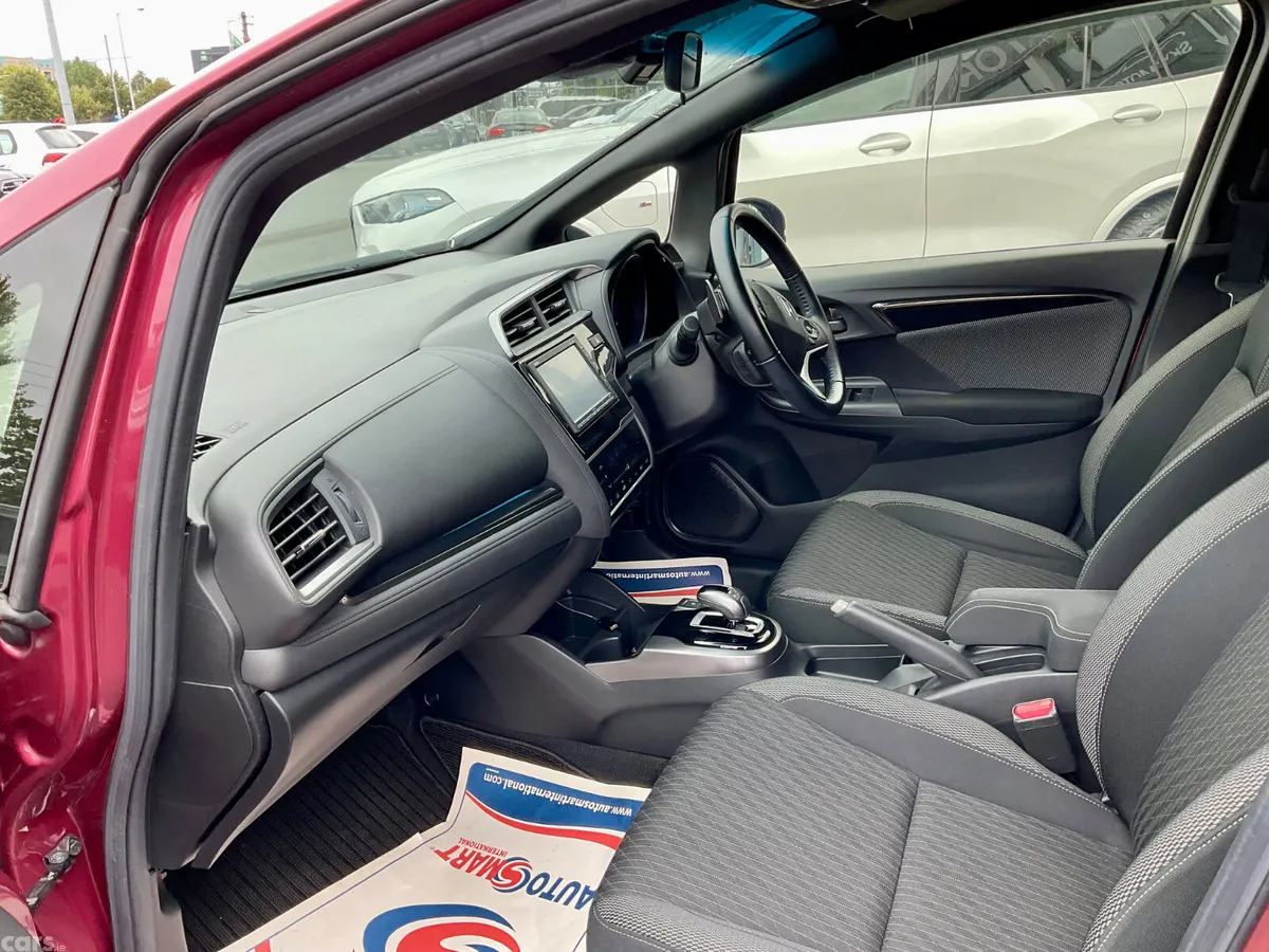 Honda Fit Hatchback, Petrol Hybrid, 2017, Other